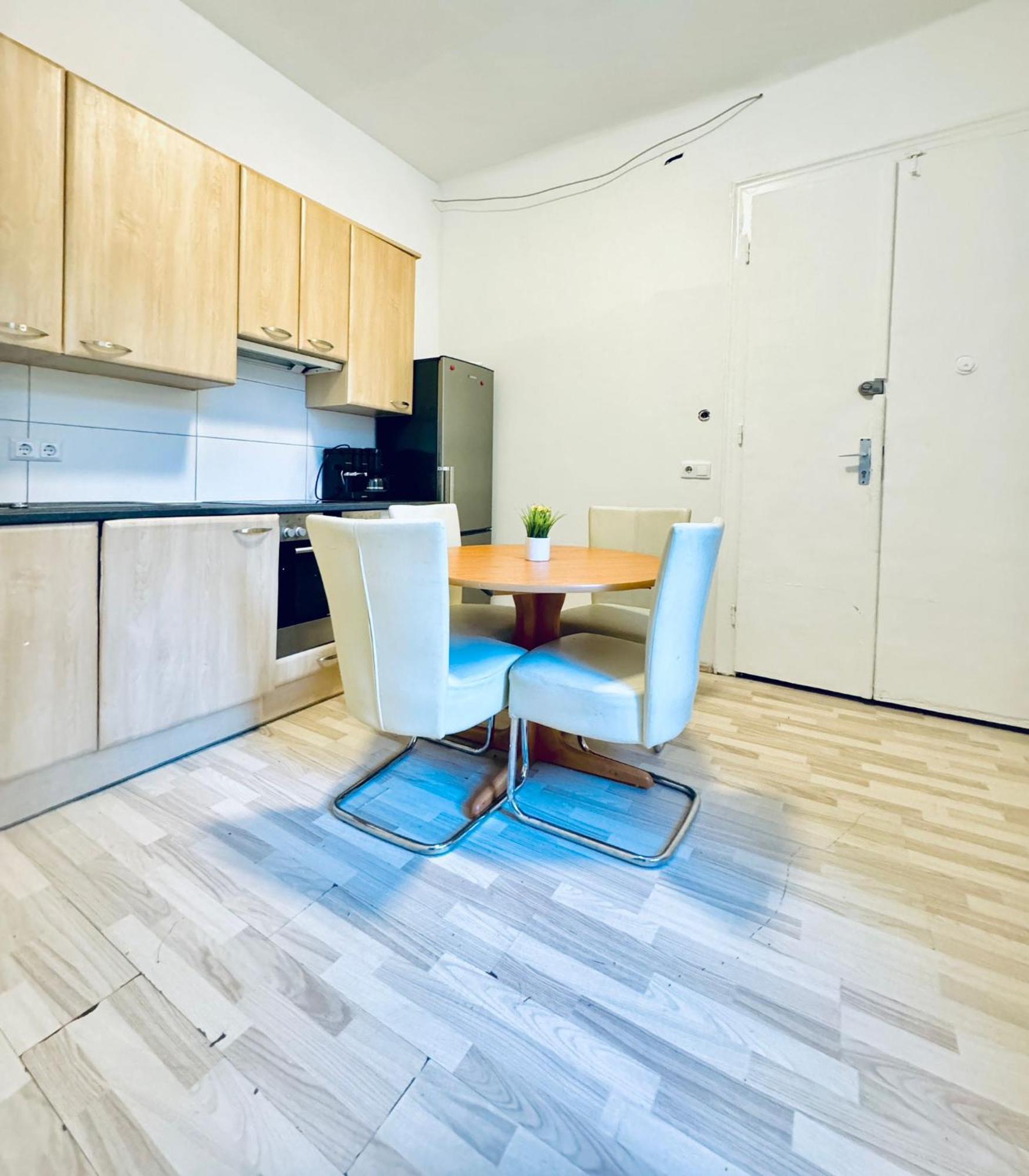 Spacious 3br For Up To 6p, 10min To Fac Platz Vienna