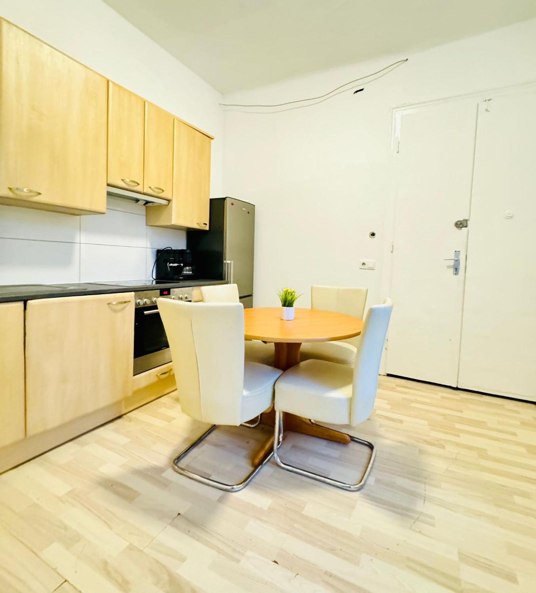 Spacious 3br For Up To 6p, 10min To Fac Platz *