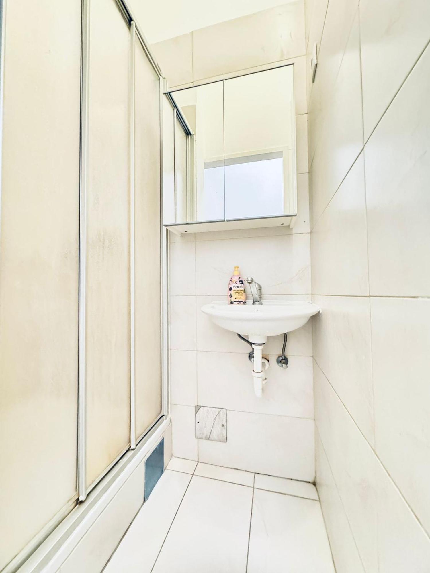 Spacious 3br For Up To 6p, 10min To Fac Platz Apartment *